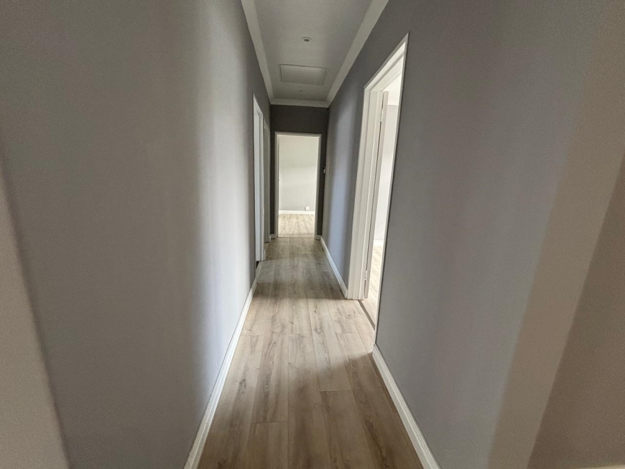 To Let 3 Bedroom Property for Rent in Silver Oaks Western Cape